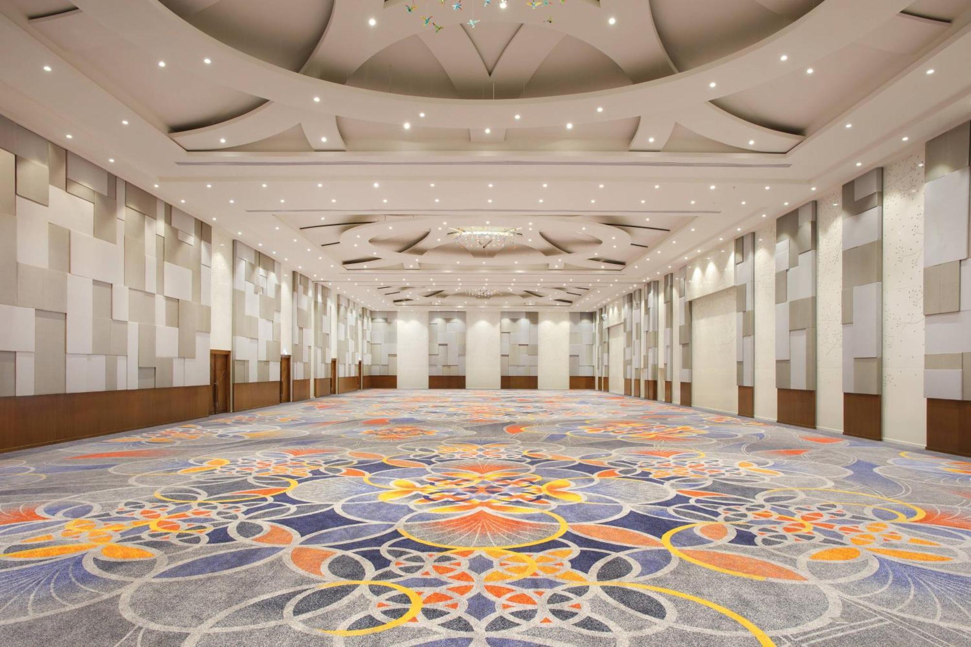 โฟร์ พอยต์ บาย เชอราตัน มานาโด Hotel ภายนอก รูปภาพ