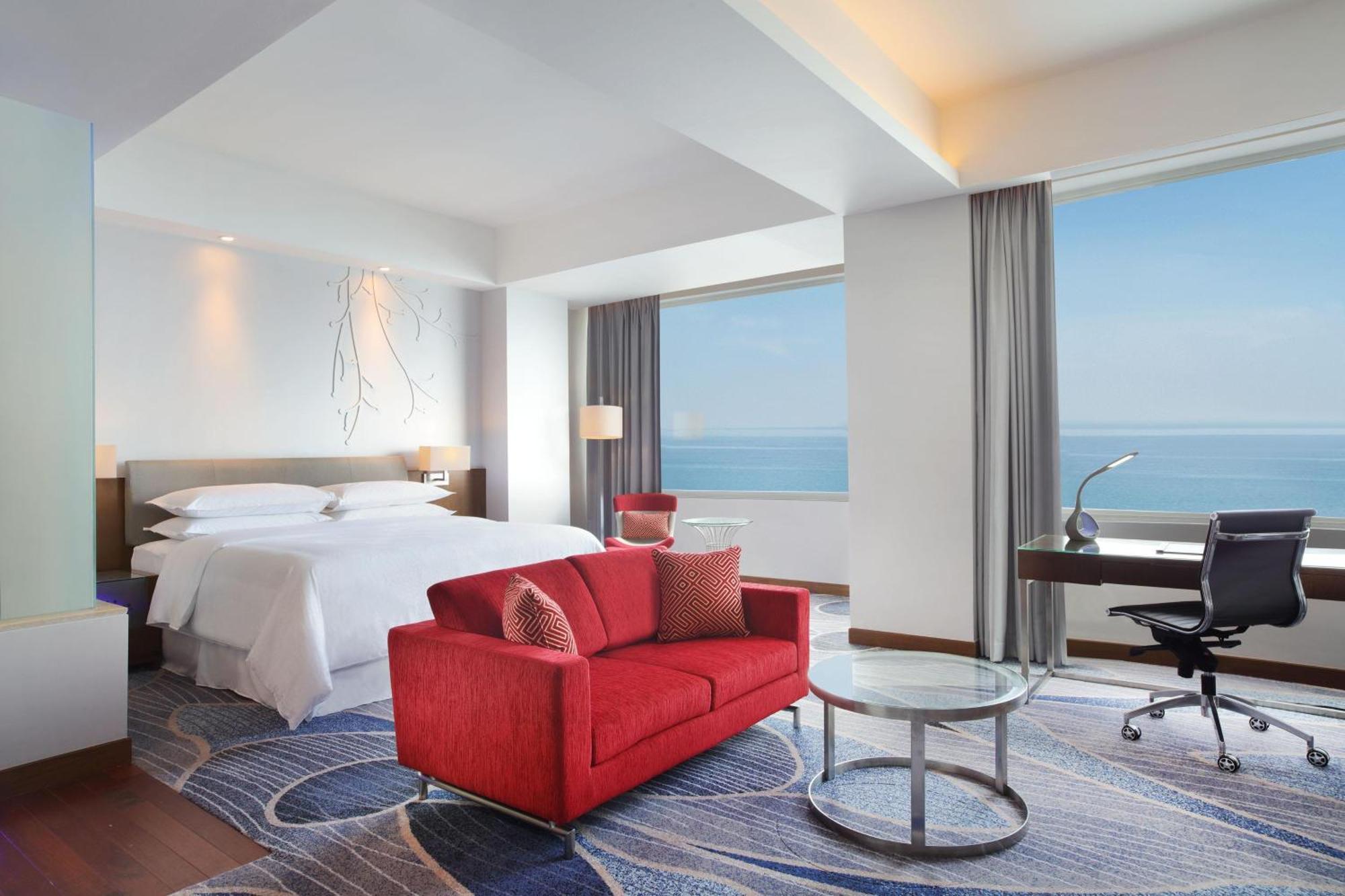 โฟร์ พอยต์ บาย เชอราตัน มานาโด Hotel ภายนอก รูปภาพ